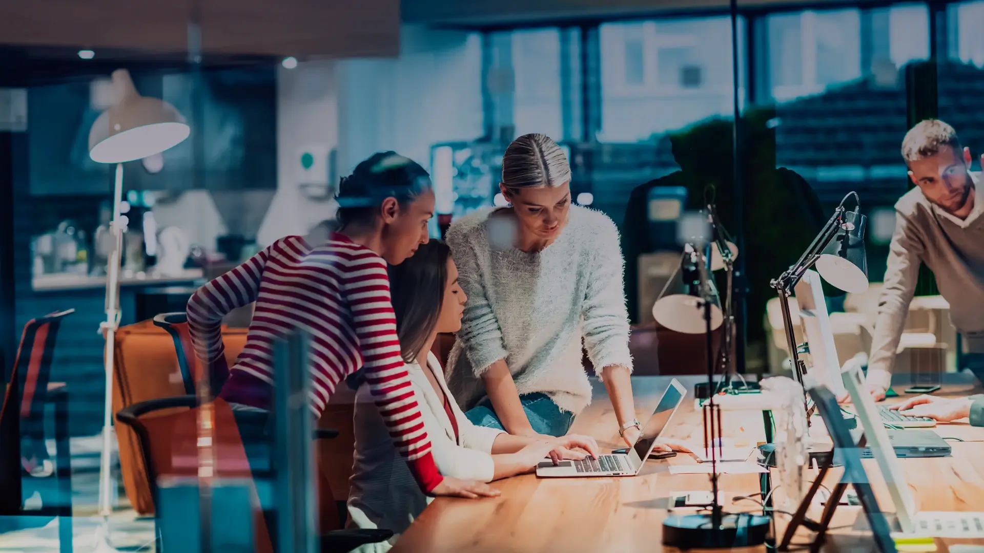Strengthen business continuity and operational resilience with Symbiant. Connect critical resources, risks, controls, plans, tests and recovery actions.